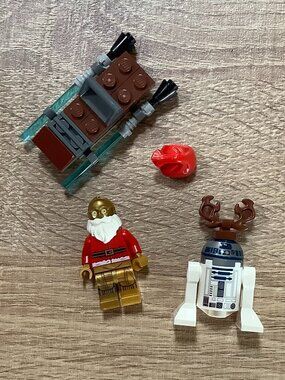 Lego Star Wars Christmas Minifigures Santa C-3PO sw0680 Reindeer R2-D2 sw0679
